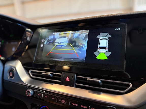 Kia Niro 10 of 21