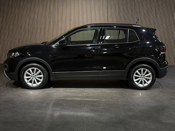 Volkswagen T-Cross 7 of 28