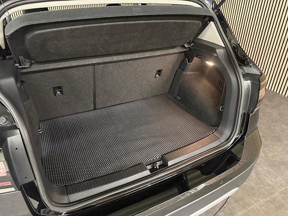 Volkswagen T-Cross 19 of 28