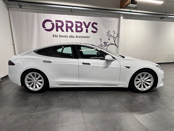 Tesla Model S 3 of 14