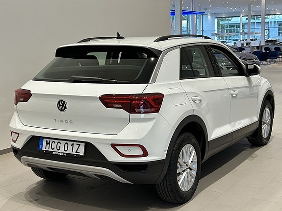 Volkswagen T-Roc 8 of 20