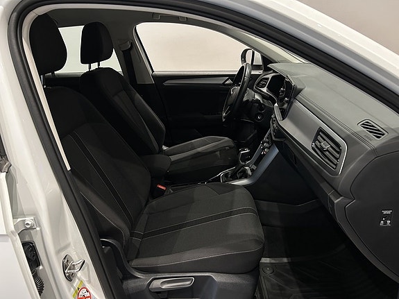 Volkswagen T-Roc 16 of 20