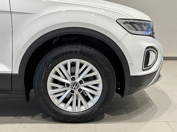 Volkswagen T-Roc 6 of 20