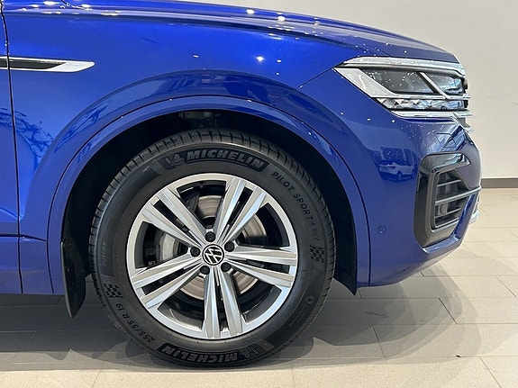 Volkswagen Touareg 5 of 26