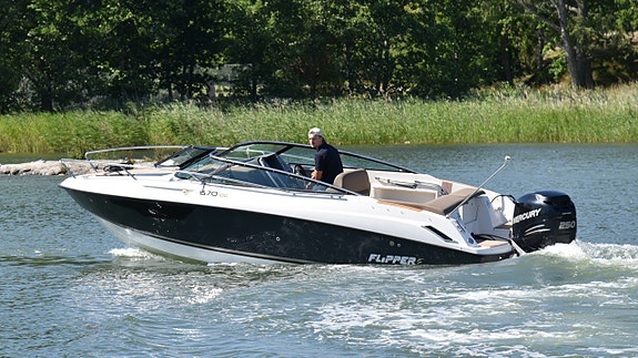 Flipper 670, Mercury 250 Verado 250hk - 2012. Bra utrustad! 2 of 10