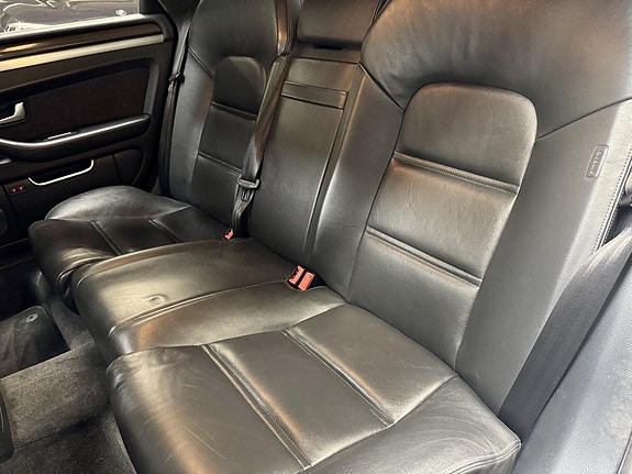 Audi S8 18 of 23