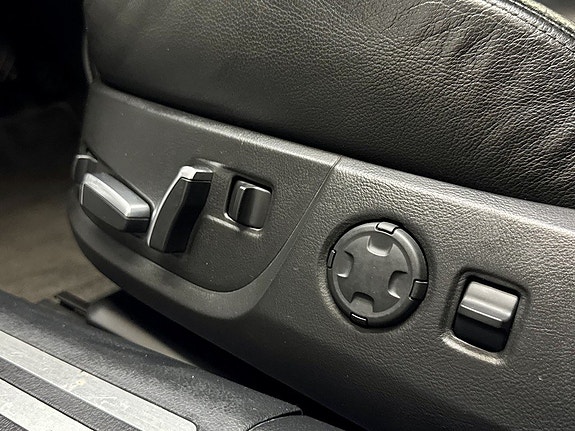 Audi S8 15 of 23