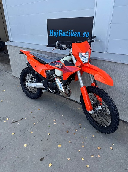 KTM 125 XC-W 2 of 6