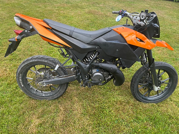 Generic Tr 50 SM 3 of 7
