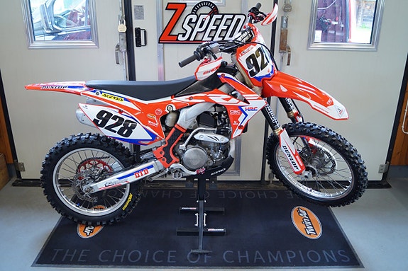Honda CRF 250 5 of 9