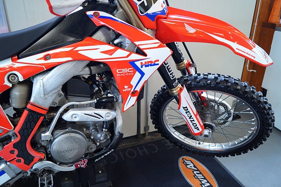 Honda CRF 250 6 of 9