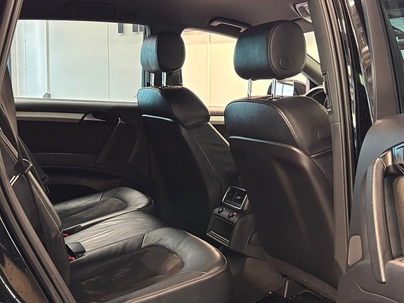 Audi Q7 28 of 29