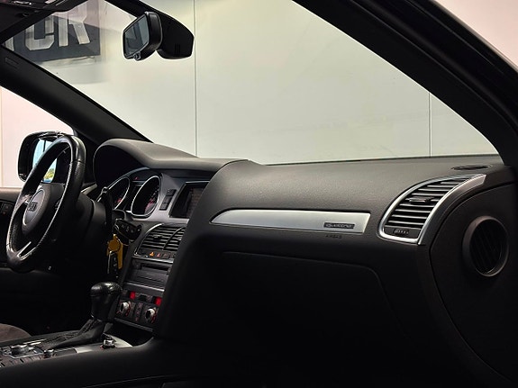 Audi Q7 27 of 29