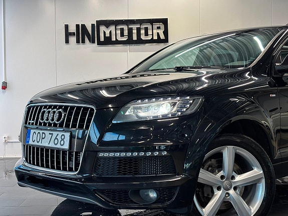 Audi Q7 2 of 29