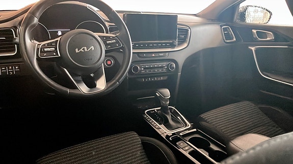 Kia Ceed 4 of 9