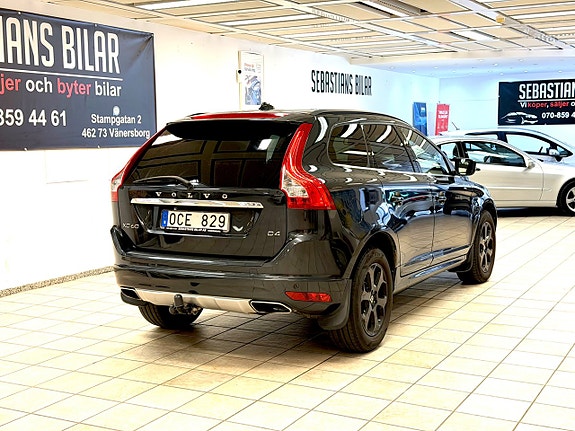 Volvo XC60 3 of 13