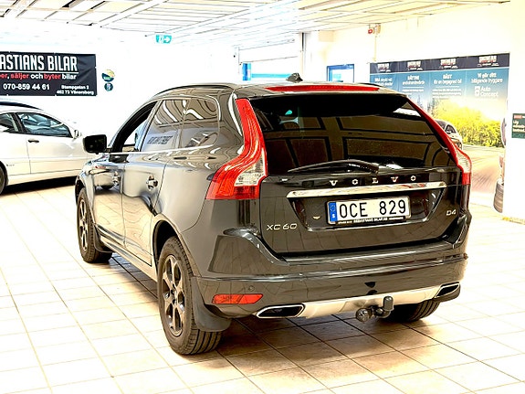 Volvo XC60 5 of 13