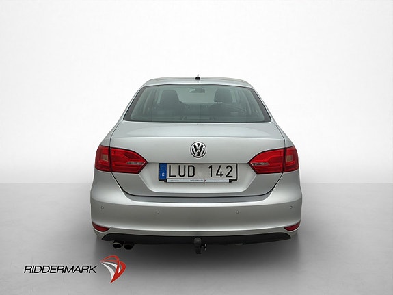 Volkswagen Jetta 6 of 28
