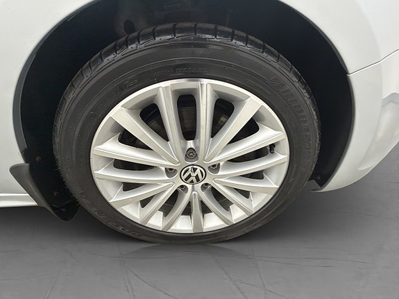 Volkswagen Jetta 26 of 28