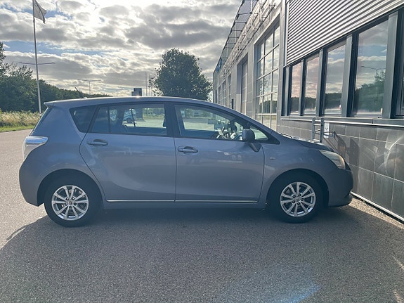 Toyota Verso 24 of 24