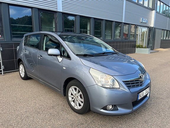 Toyota Verso 3 of 24