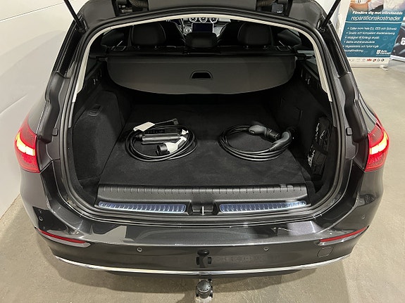 Mercedes-Benz C300 12 of 29