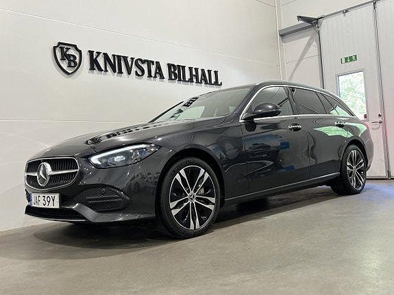 Mercedes-Benz C300 26 of 29