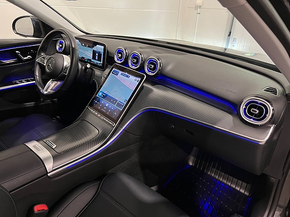 Mercedes-Benz C300 16 of 29