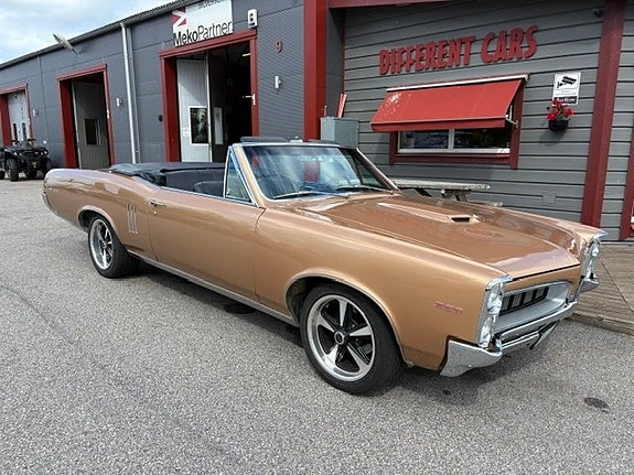 Pontiac LeMans