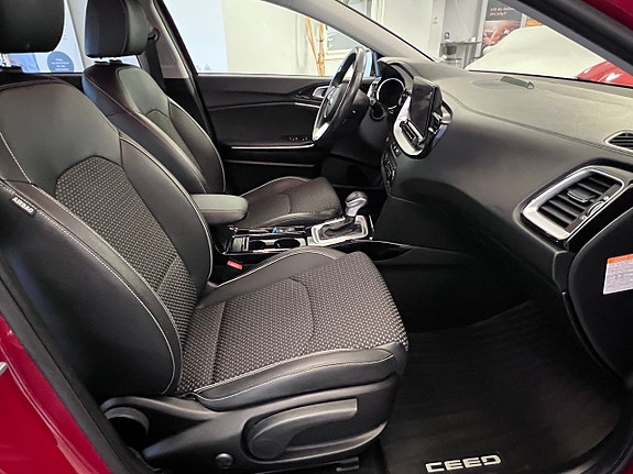 Kia Ceed 13 of 25