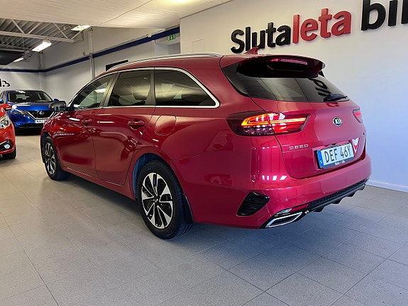 Kia Ceed 5 of 25