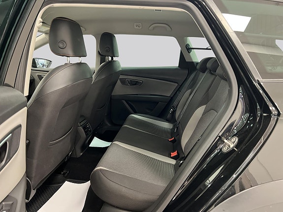 Seat Leon 9 of 19