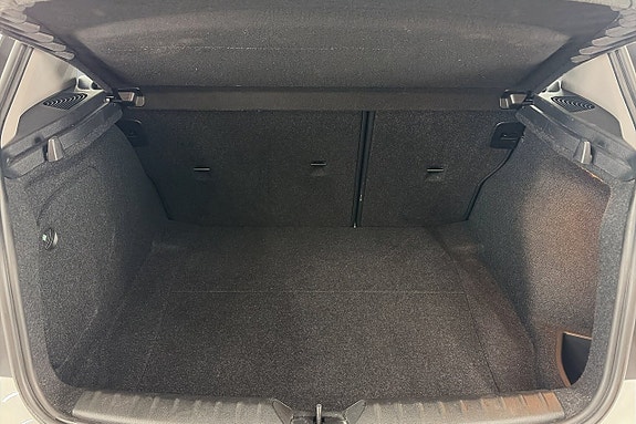 BMW 118d 18 of 18