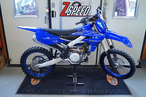 Yamaha YZF 450 "Rekluse" 6 of 9