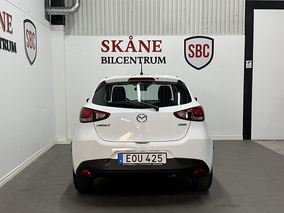 Mazda 2 5 of 10