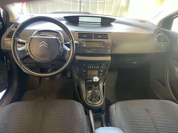 Citroen C4 10 of 11