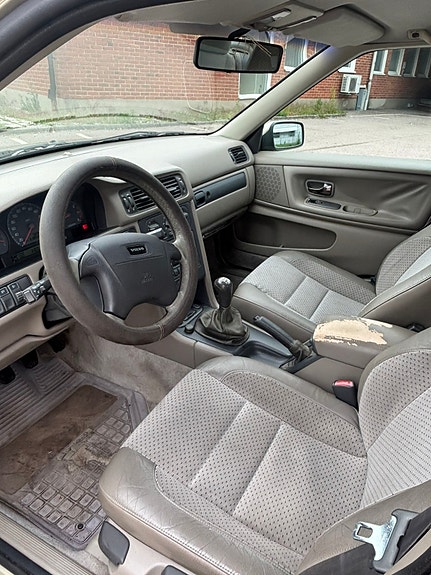 Volvo S70 6 of 8