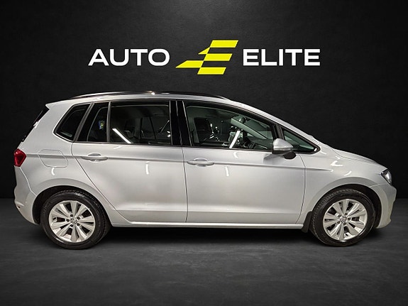 Volkswagen Golf Sportsvan 6 of 27