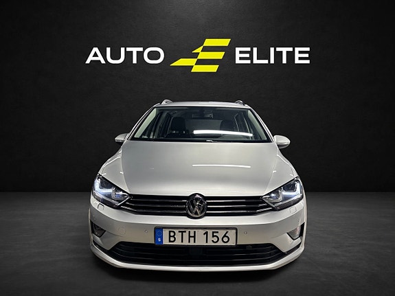 Volkswagen Golf Sportsvan 8 of 27