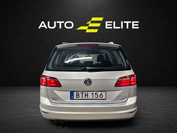 Volkswagen Golf Sportsvan 4 of 27