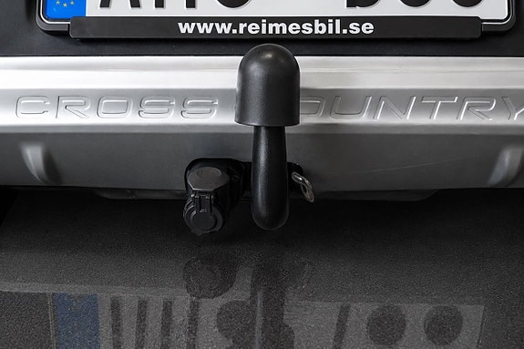 Volvo V40 Cross Country 24 of 24