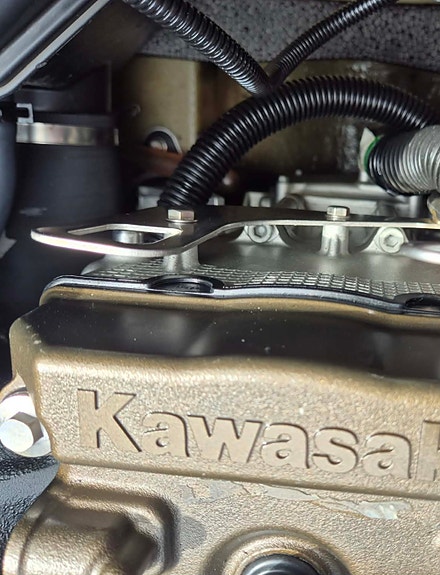 Kawasaki Ultra 310R 18 of 18