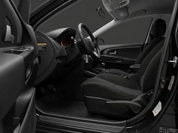 Kia Ceed 7 of 16