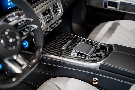 Mercedes-Benz G63 21 of 22