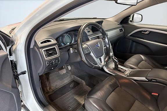 Volvo V70 10 of 17