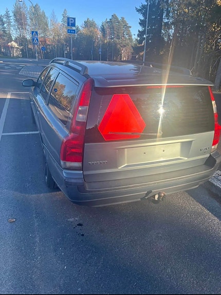 Volvo V70 4 of 4