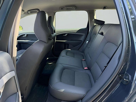 Volvo V70 16 of 21