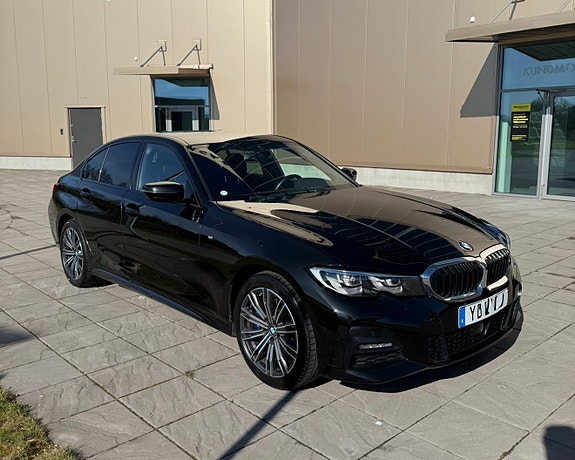 BMW 330e 9 of 15