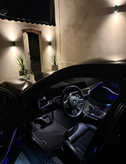 BMW 330e 12 of 15