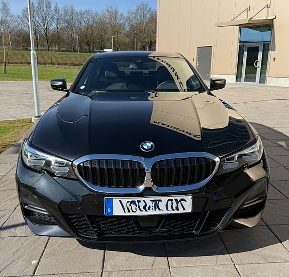BMW 330e 7 of 15